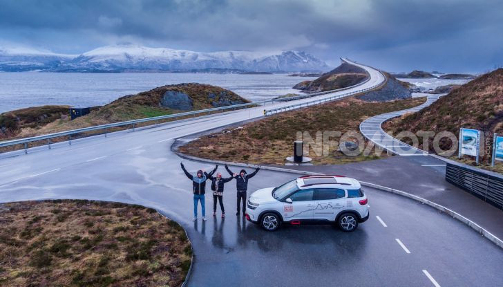 White Cruise: da Milano a Capo nord con la nuova Citroen C5 Aircross 71° N - Foto 2 di 43