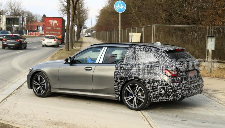 BMW Serie 3 Touring 2019: nuovo corso per la wagon tedesca - Foto 12 di 29