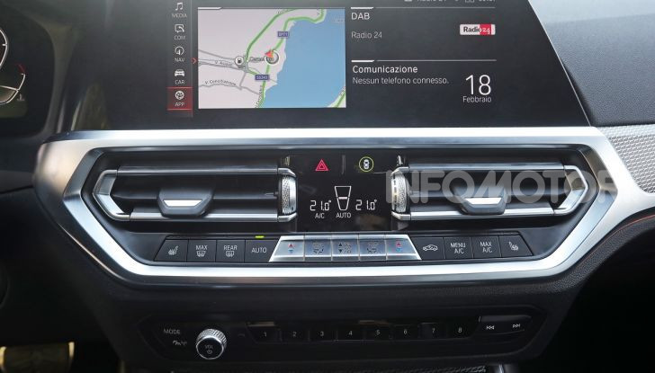 Nuova BMW Serie 3 2019, prova in anteprima, caratteristiche e prezzi - Foto 24 di 38