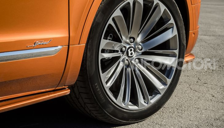 Bentley Bentayga Speed: il SUV più veloce al mondo - Foto 9 di 25