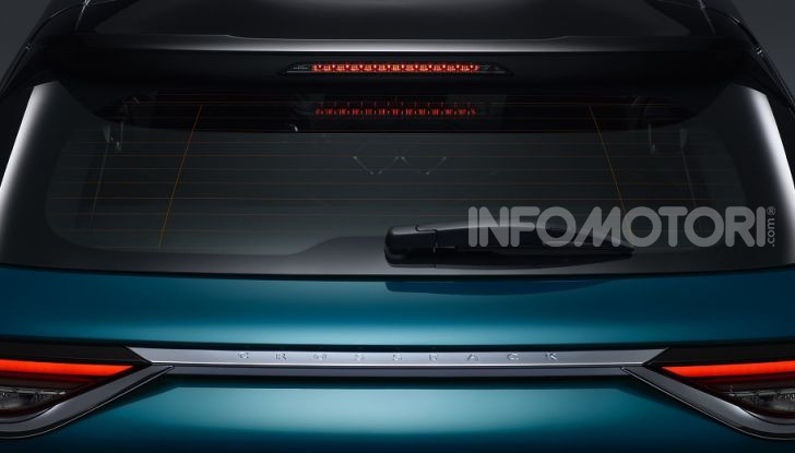 DS 3 Crossback: unione tra stile scultoreo e personalizzazione - Foto 4 di 4