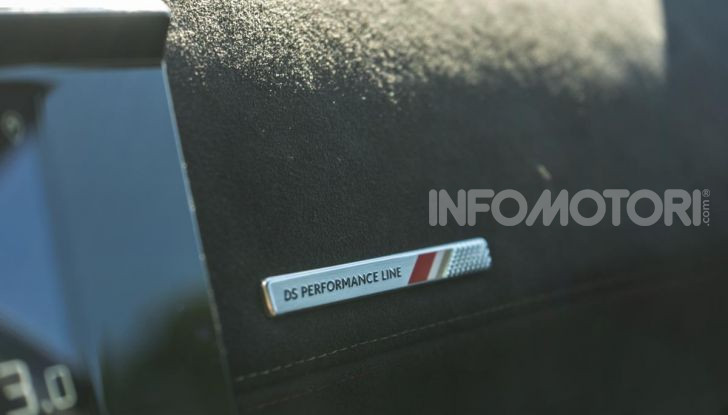 DS7 Crossback 2021: tra sportività ed eleganza da 37.200 Euro - Foto 13 di 33
