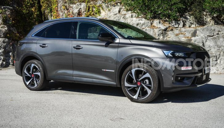 DS7 Crossback 2021: tra sportività ed eleganza da 37.200 Euro - Foto 32 di 33