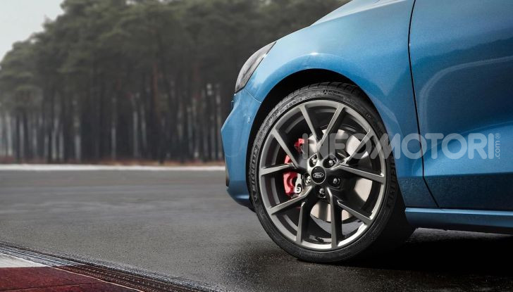 Ford Focus ST: la nuova berlina dall’animo sportivo - Foto 12 di 13