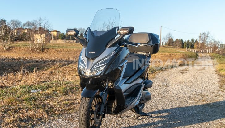 Honda Forza 300 design