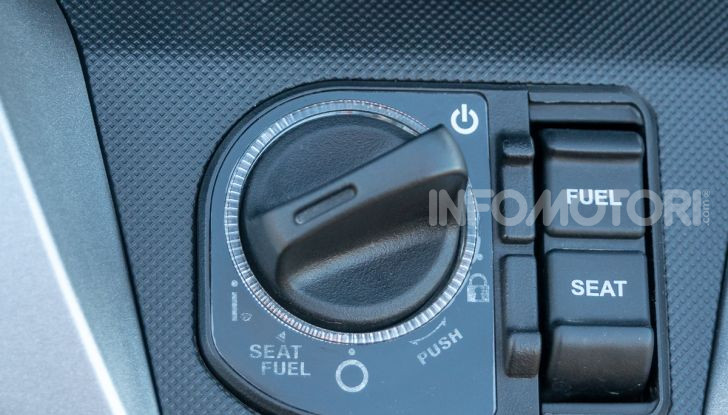 Prova Honda Forza 300, caratteristiche, opinioni e prezzo di uno dei migliori media cilindrata  - Foto 7 di 55