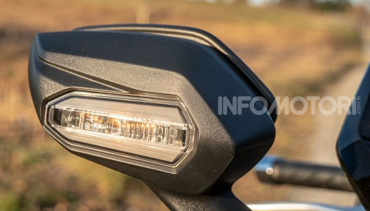 Prova Honda Forza 300, caratteristiche, opinioni e prezzo di uno dei migliori media cilindrata  - Foto 8 di 55