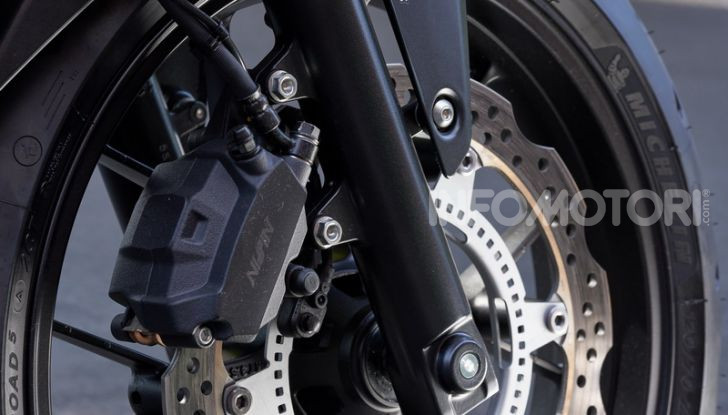 Prova Honda CBR500R e CB500F 2019: caratteristiche, opinioni e prezzi - Foto 8 di 123