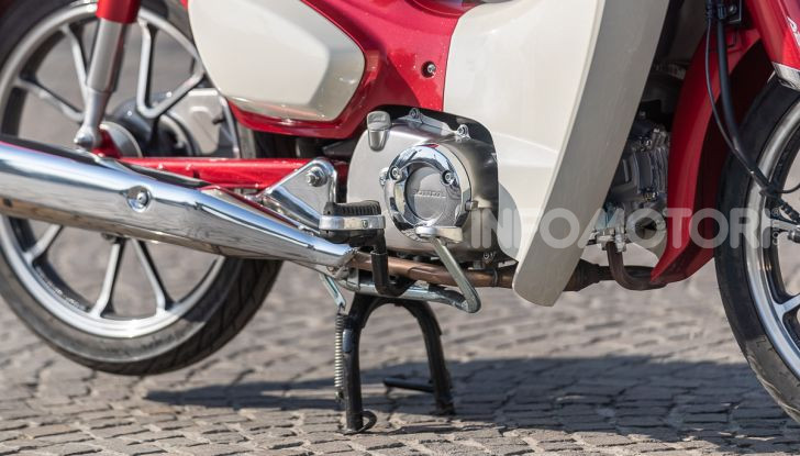 Prova Honda Super Cub C125: caratteristiche, opinioni e prezzi - Foto 25 di 59