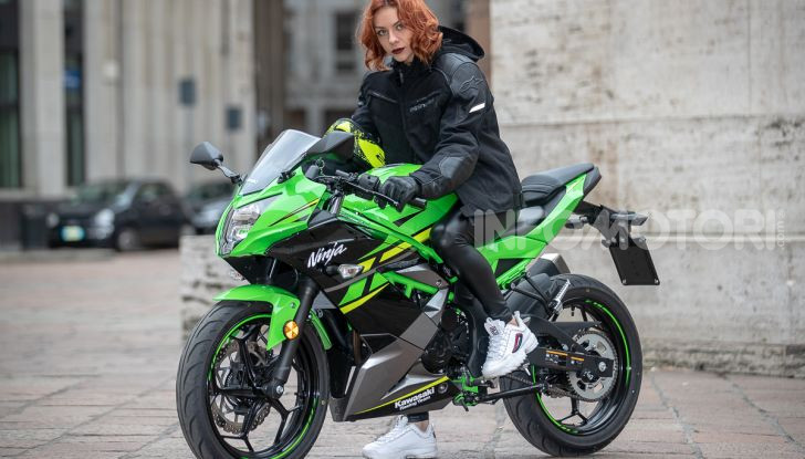 Prova nuova Kawasaki Ninja 125 2019: che bello tornare sedicenni! - Foto 22 di 46