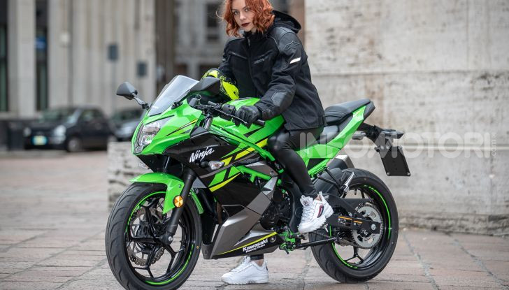 Prova nuova Kawasaki Ninja 125 2019: che bello tornare sedicenni! - Foto 23 di 46