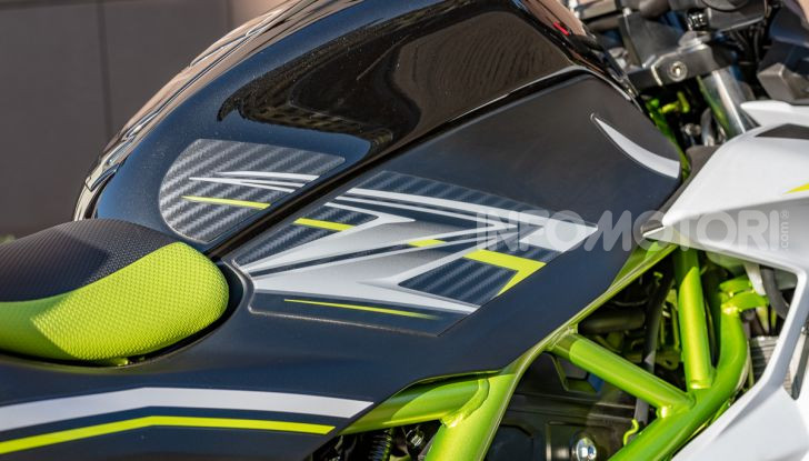 Kawasaki Z125 MY 2019: caratteristiche, opinioni e prezzo - Foto 7 di 43