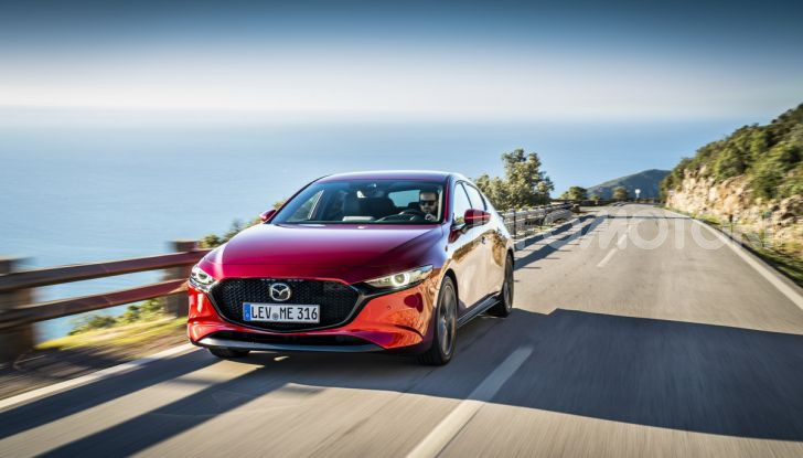[VIDEO] Nuova Mazda3 2019: prova su strada della berlina giapponese - Foto 4 di 22