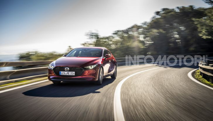 [VIDEO] Nuova Mazda3 2019: prova su strada della berlina giapponese - Foto 6 di 22