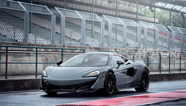 VIDEO: Ferrari 488 Pista contro Porsche GT3 RS e McLaren 600LT - Foto 3 di 13