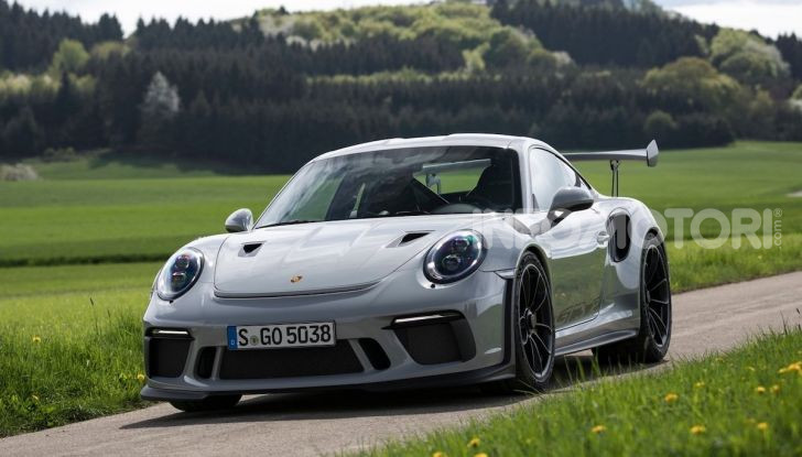 VIDEO: Ferrari 488 Pista contro Porsche GT3 RS e McLaren 600LT - Foto 13 di 13