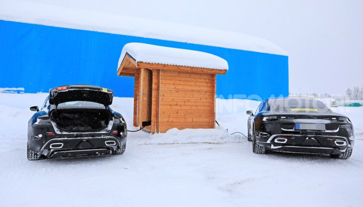 Porsche Taycan, questo il nome della 100% elettrica Mission E - Foto 13 di 38