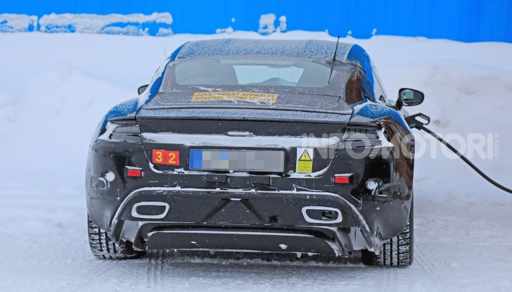 Porsche Taycan, questo il nome della 100% elettrica Mission E - Foto 22 di 38