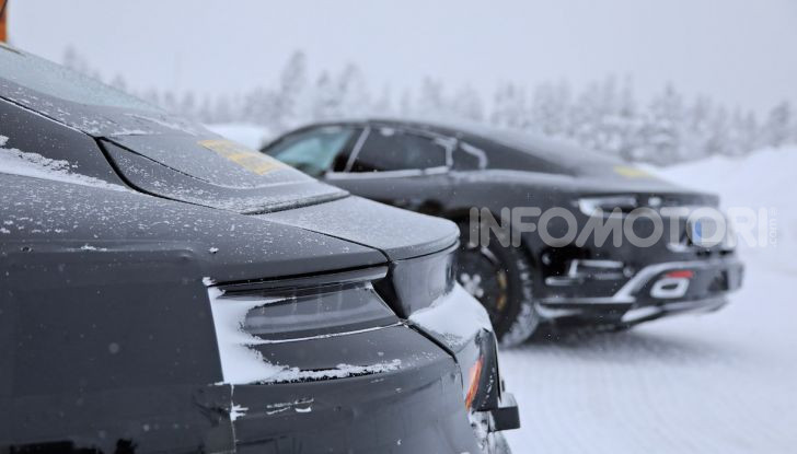 Porsche Taycan, questo il nome della 100% elettrica Mission E - Foto 29 di 38