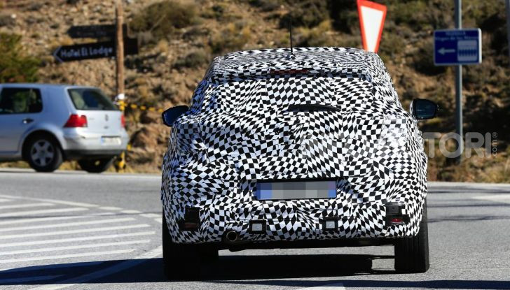 Renault Captur 2020: il Crossover francese più aggressivo e Tech - Foto 5 di 10