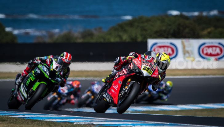 SBK 2019, Phillip Island: Ducati Panigale V4R e Bautista sul tetto del mondo - Foto 2 di 16