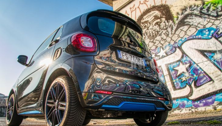 Prova Smart EQ fortwo: tutti i pregi della Smart con i vantaggi dell’elettrico - Foto 1 di 53