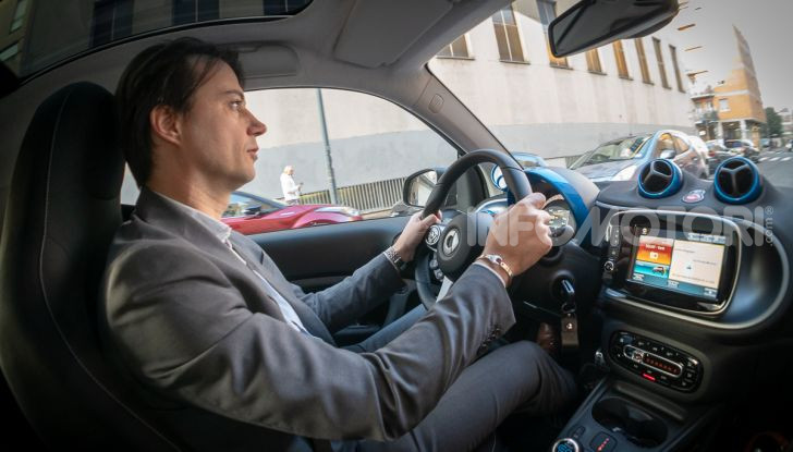 Prova Smart EQ fortwo: tutti i pregi della Smart con i vantaggi dell’elettrico - Foto 2 di 53