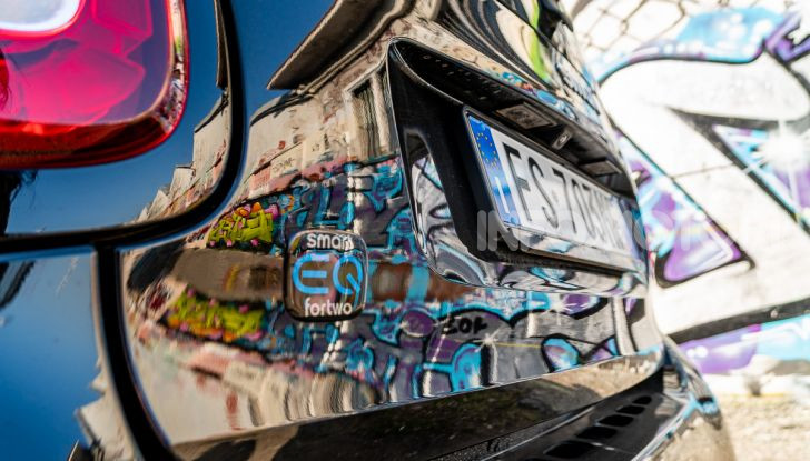Prova Smart EQ fortwo: tutti i pregi della Smart con i vantaggi dell’elettrico - Foto 12 di 53