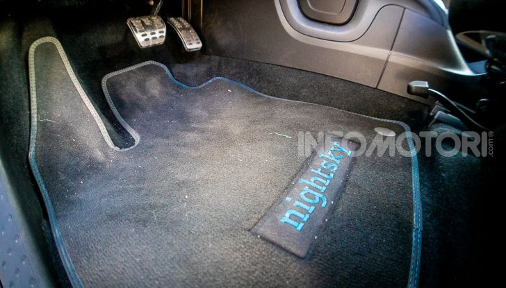 Prova Smart EQ fortwo: tutti i pregi della Smart con i vantaggi dell’elettrico - Foto 33 di 53