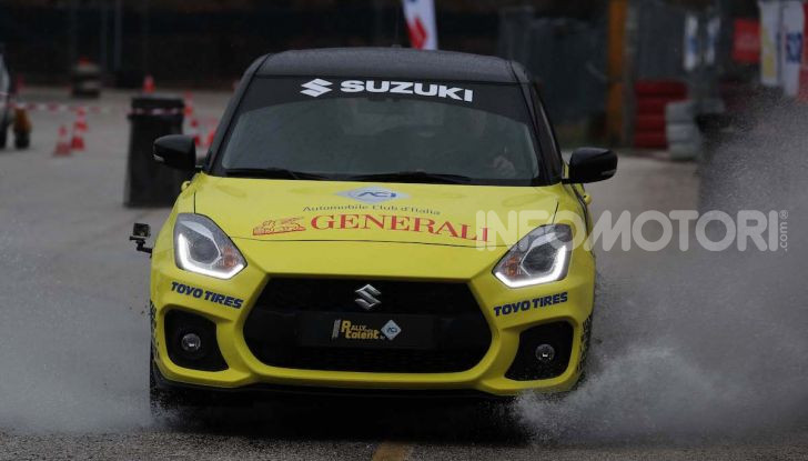 Suzuki Swift Sport auto ufficiale del Rally Italia Talent 2019 - Foto 9 di 11