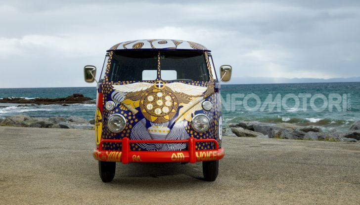Volkswagen Bulli Light, replica dell’icona di Woodstock - Foto 19 di 20