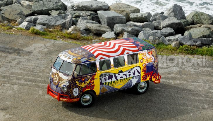 Volkswagen Bulli Light, replica dell’icona di Woodstock - Foto 8 di 20
