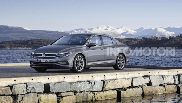 Volkswagen Passat 2019, nuovo design e motori - Foto 22 di 41