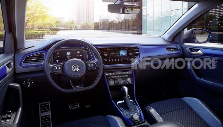 Volkswagen T-Roc R , il crossover compatto e sportivo - Foto 13 di 16