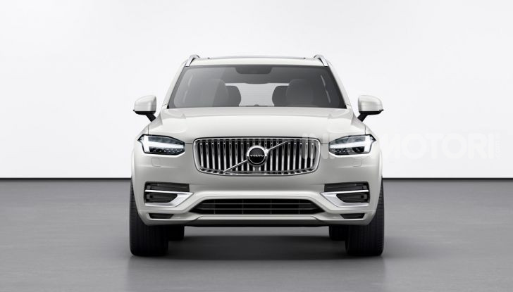 Volvo XC90: il SUV svedese è tutto nuovo - Foto 15 di 30
