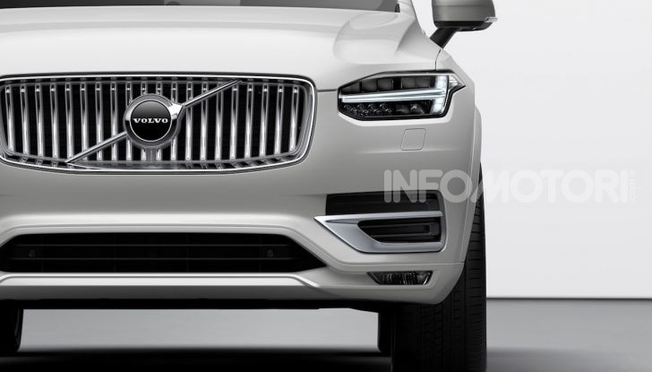 Volvo XC90: il SUV svedese è tutto nuovo - Foto 18 di 30