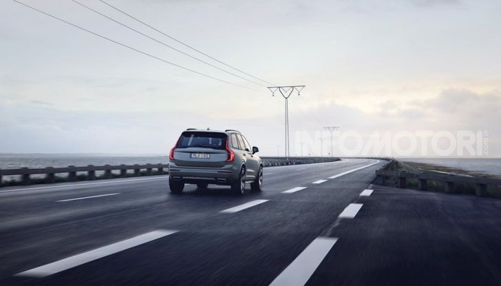 Volvo XC90: il SUV svedese è tutto nuovo - Foto 4 di 30