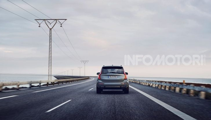 Volvo XC90: il SUV svedese è tutto nuovo - Foto 5 di 30