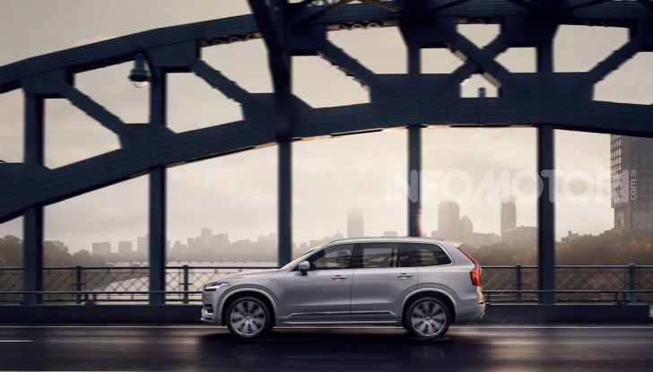 Volvo XC90: il SUV svedese è tutto nuovo - Foto 6 di 30