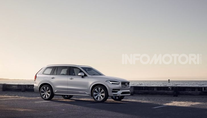 Volvo XC90: il SUV svedese è tutto nuovo - Foto 9 di 30