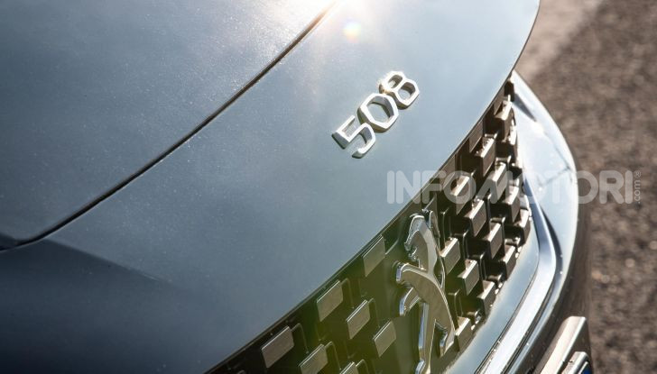 In viaggio verso Ginevra e nel futuro elettrificato con Peugeot - Foto 14 di 49