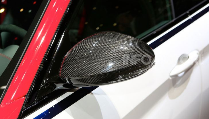 Alfa Romeo Giulia Quadrifoglio e Stelvio Quadrifoglio: nuove serie speciali “Alfa Romeo Racing” - Foto 12 di 18