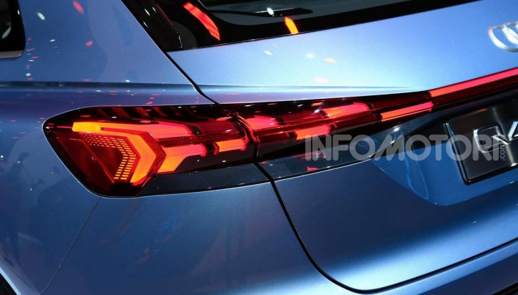 Audi Q4 e-tron Concept: il crossover elettrico per Ginevra 2019 - Foto 18 di 34