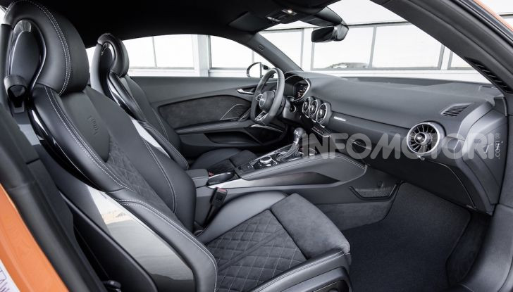 Nuova Audi TTS: ancora più sportiva - Foto 14 di 30