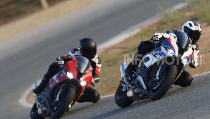 BMW S 1000 RR 2019: più veloce, leggera e guidabile - Foto 2 di 14