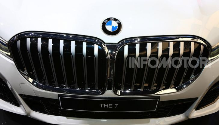 Nuova BMW Serie 7 2019: un restyling imperioso per l’ammiraglia tedesca - Foto 15 di 43