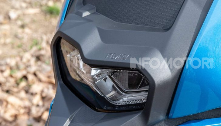 Comparativa scooter 400: Suzuki Burgman, Yamaha XMAX e BMW C400X - Foto 2 di 61