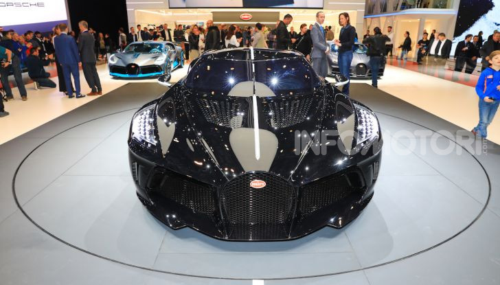 Bugatti La Voiture Noire: supercar da 11 milioni di euro - Foto 18 di 32