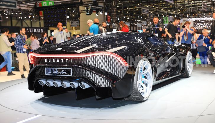 Bugatti La Voiture Noire: supercar da 11 milioni di euro - Foto 6 di 32
