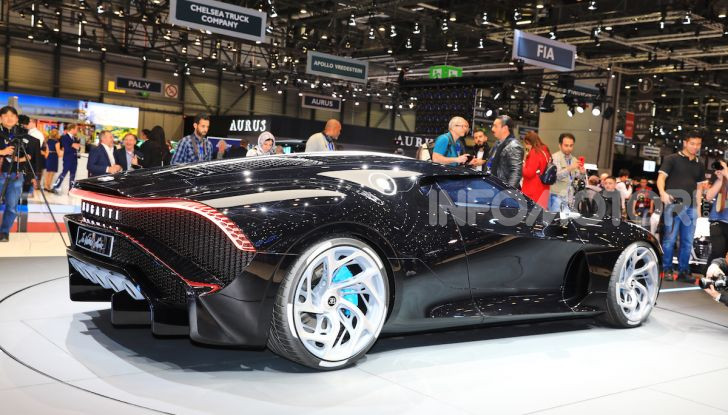 Bugatti La Voiture Noire: supercar da 11 milioni di euro - Foto 28 di 32